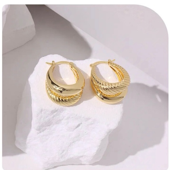 New 18K Gold-Plated Spiral Water Drop Double-Layer Buckle Earrings - Picture 6 of 6